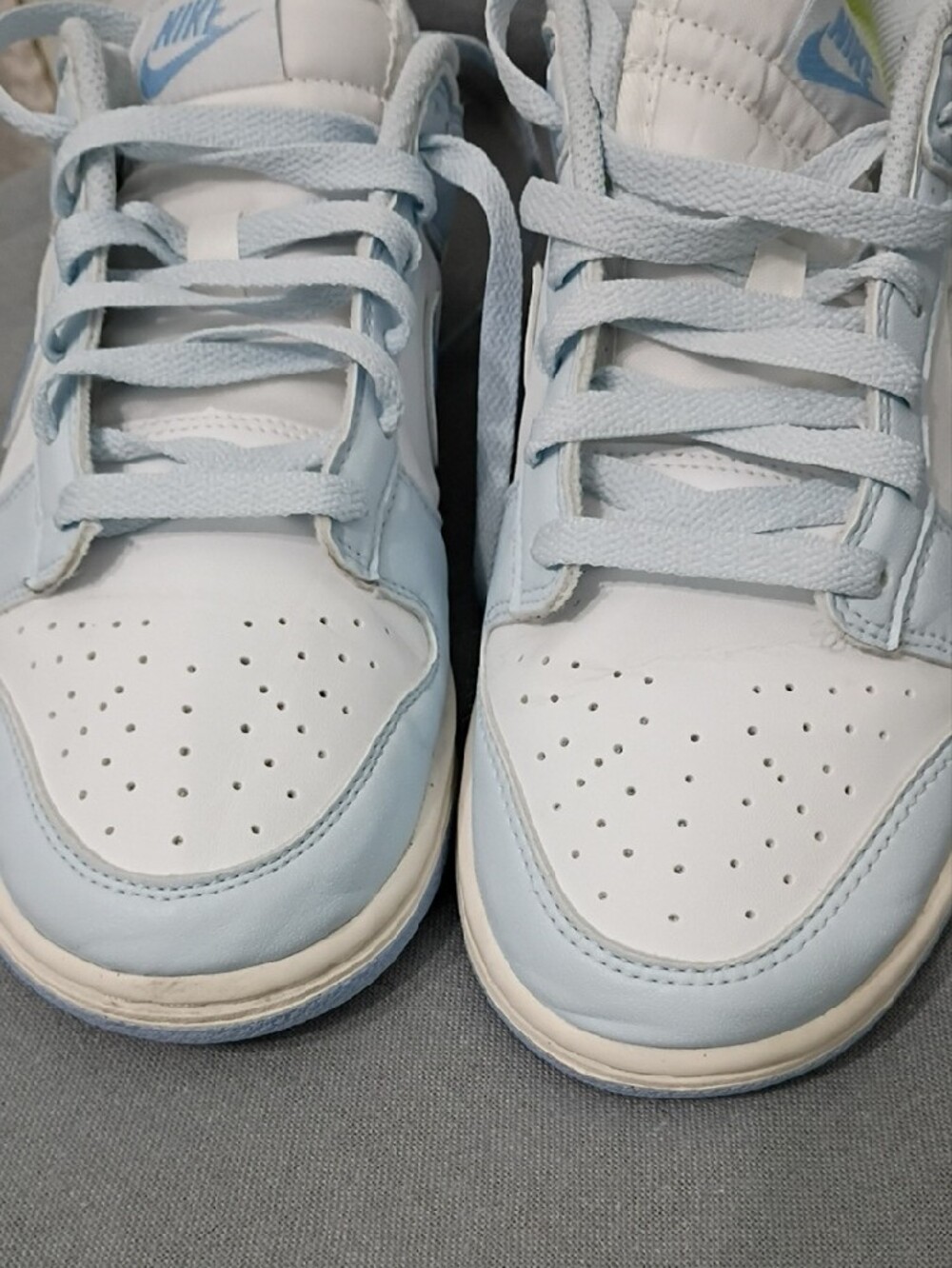 Nike Women's Dunks Low-Top Sneakers - Light Blue & White Size 8 - Picture 10 of 13